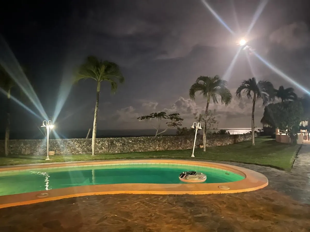 Ocean Breeze Villa Carismar Cabrera