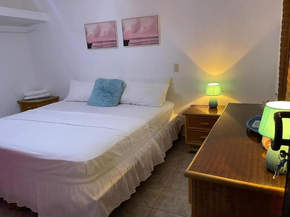 Ocean Breeze Villa Carismar Cabrera